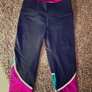 Victoria’s Secret Workout Capris